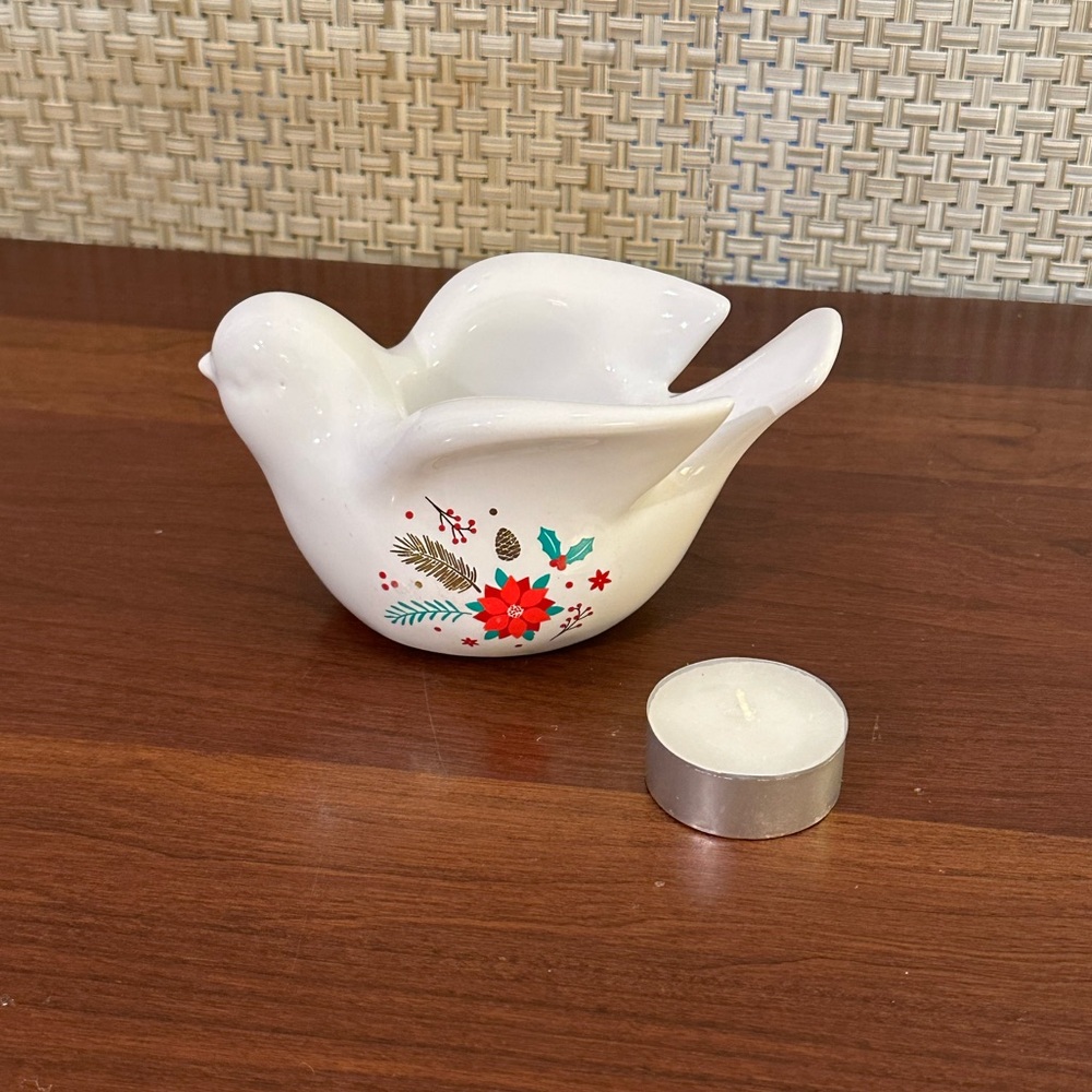 🎄🌟HP🌟Yankee Candle White Ceramic Peace Dove Poinsettia Tea Light Holder - Picture 7 of 9